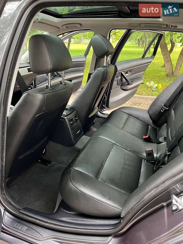 Универсал BMW 3 Series 2006 в Звягеле