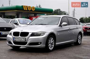 BMW 3 Series 2011