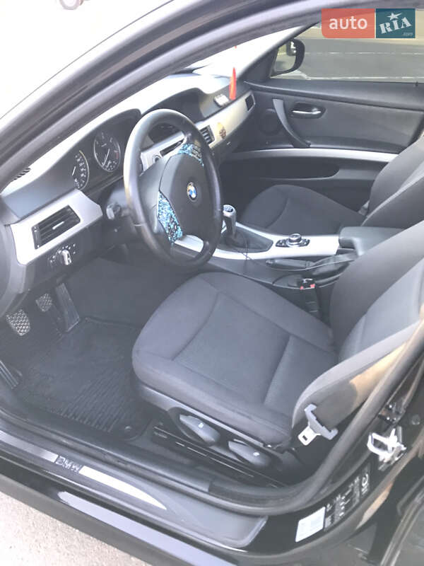 Универсал BMW 3 Series 2009 в Ровно фото 11 Универсал BMW 3 Series 2009 в Ровно