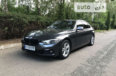 Седан BMW 3 Series 2018 в Киеве