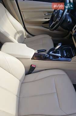 Седан BMW 3 Series 2014 в 
