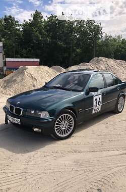 Седан BMW 3 Series 1996 в Світловодську