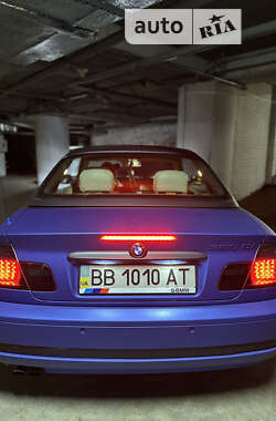 Кабриолет BMW 3 Series 2004 в Киеве
