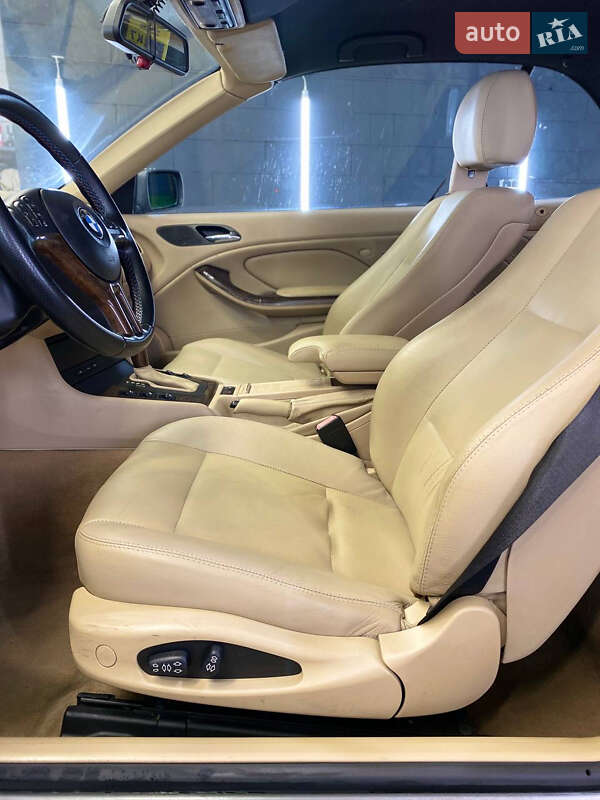 Кабріолет BMW 3 Series 2004 в Києві