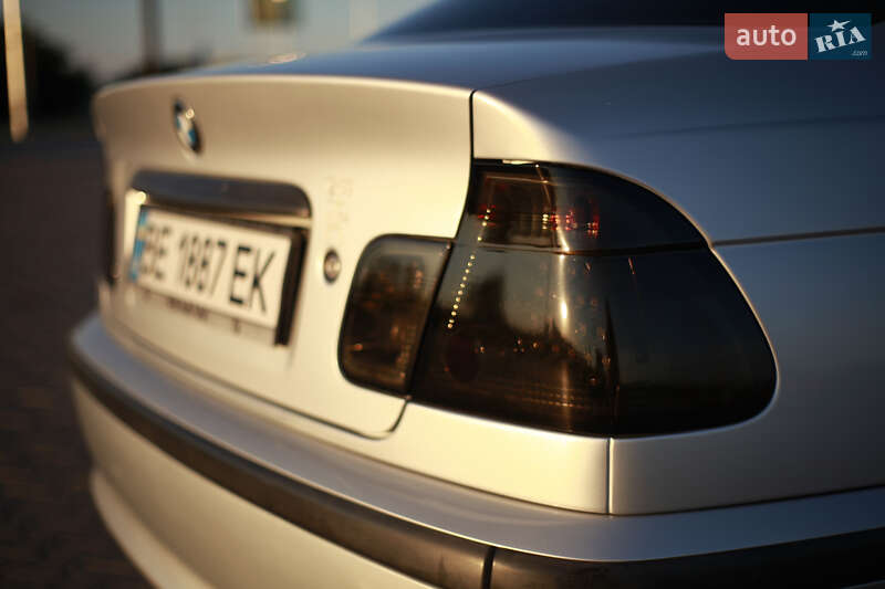 Седан BMW 3 Series 2001 в Николаеве