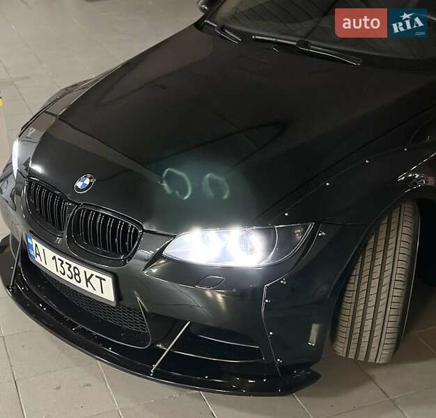 Купе BMW 3 Series 2009 в Києві
