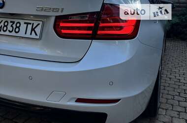 Седан BMW 3 Series 2014 в Чорноморську