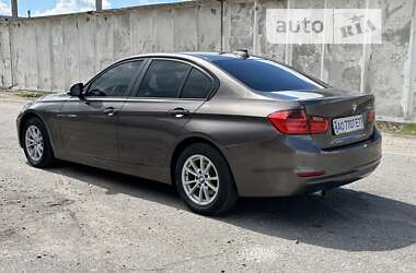 Седан BMW 3 Series 2015 в Сумах