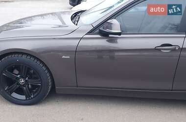 Седан BMW 3 Series 2014 в Дніпрі