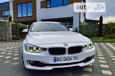 Седан BMW 3 Series 2013 в Стрию