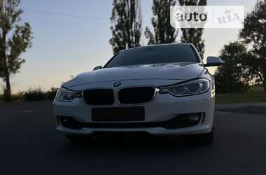 Седан BMW 3 Series 2013 в Первомайске