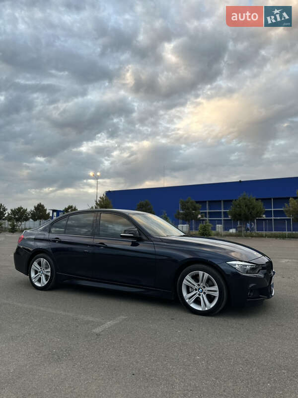 Седан BMW 3 Series 2015 в Одесі