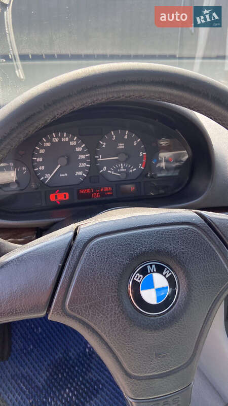 Купе BMW 3 Series 2000 в Києві