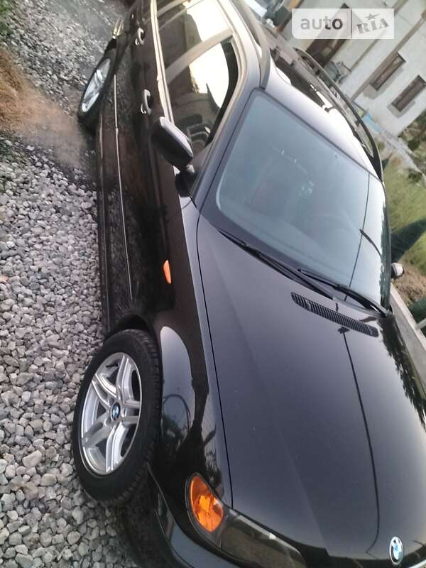 Универсал BMW 3 Series 2003 в Апостолово