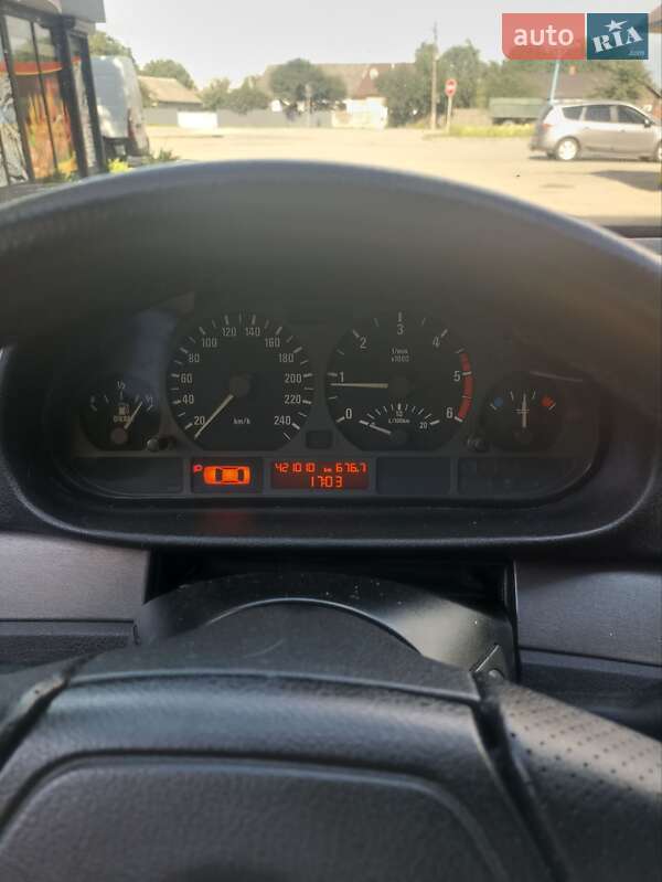Седан BMW 3 Series 1999 в Шепетовке фото 8 Седан BMW 3 Series 1999 в Шепетовке
