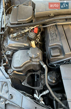 Седан BMW 3 Series 2006 в 