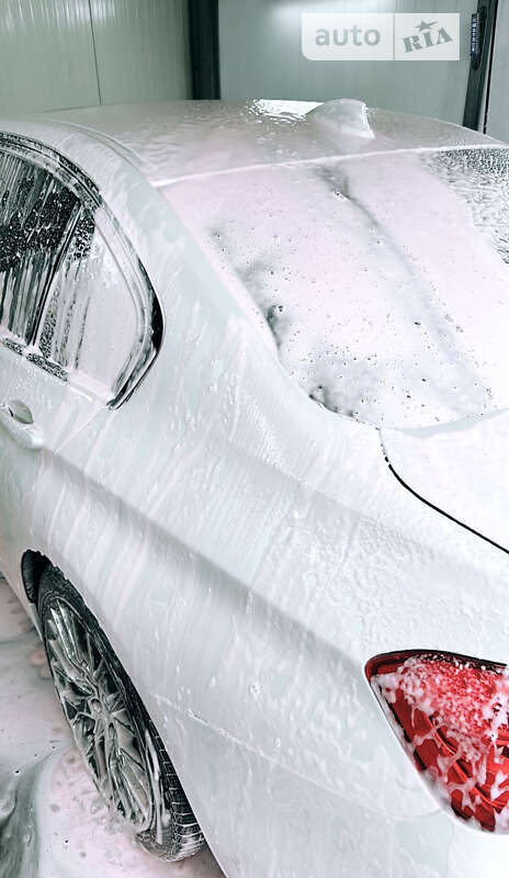 Седан BMW 3 Series 2014 в Измаиле фото 6 Седан BMW 3 Series 2014 в Измаиле