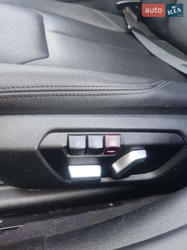 Седан BMW 3 Series 2016 в Пирятине фото 12 Седан BMW 3 Series 2016 в Пирятине