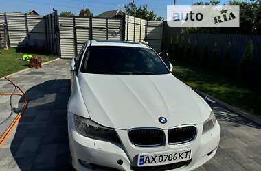 Седан BMW 3 Series 2010 в Харькове