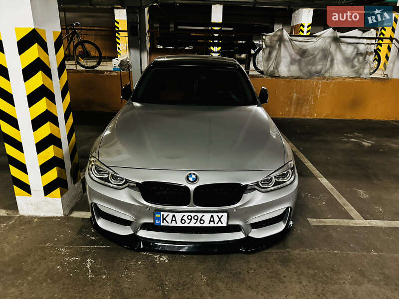 Седан BMW 3 Series 2016 в Киеве