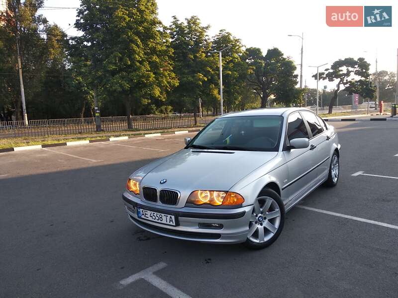 Седан BMW 3 Series 2000 в Днепре