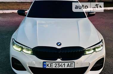Седан BMW 3 Series 2018 в Новомосковську