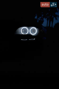 Купе BMW 3 Series 2004 в 