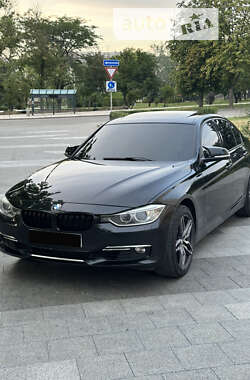 Седан BMW 3 Series 2013 в Краматорске