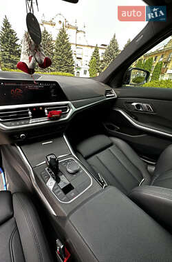 Седан BMW 3 Series 2019 в 