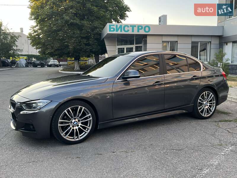 Седан BMW 3 Series 2014 в Дніпрі