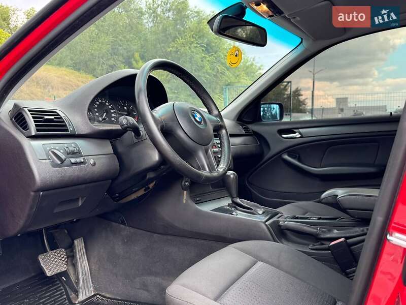 Седан BMW 3 Series 2005 в Запоріжжі