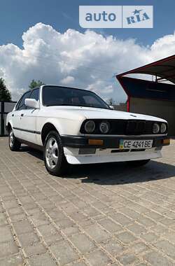 Седан BMW 3 Series 1985 в Чернівцях