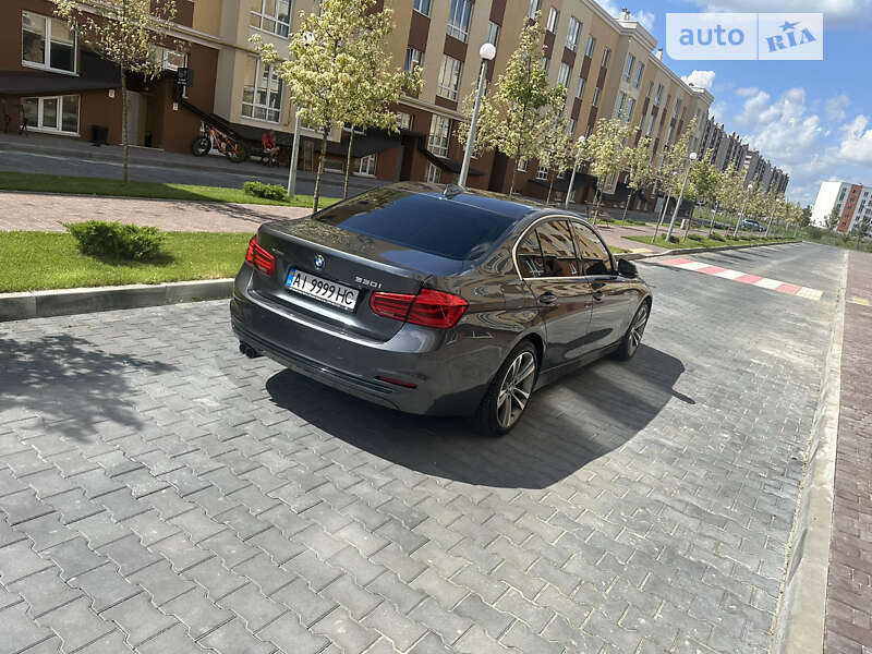 Седан BMW 3 Series 2016 в Киеве