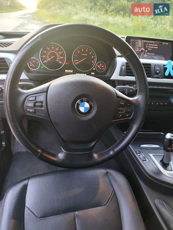 Седан BMW 3 Series 2013 в Львове
