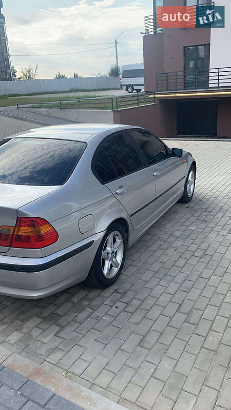 Седан BMW 3 Series 2002 в Львове