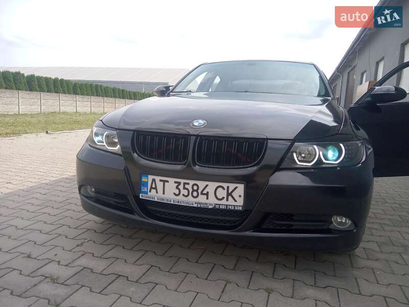 Седан BMW 3 Series 2005 в Івано-Франківську