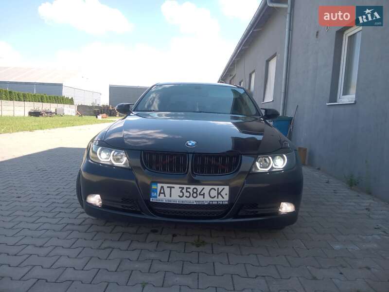 Седан BMW 3 Series 2005 в Івано-Франківську