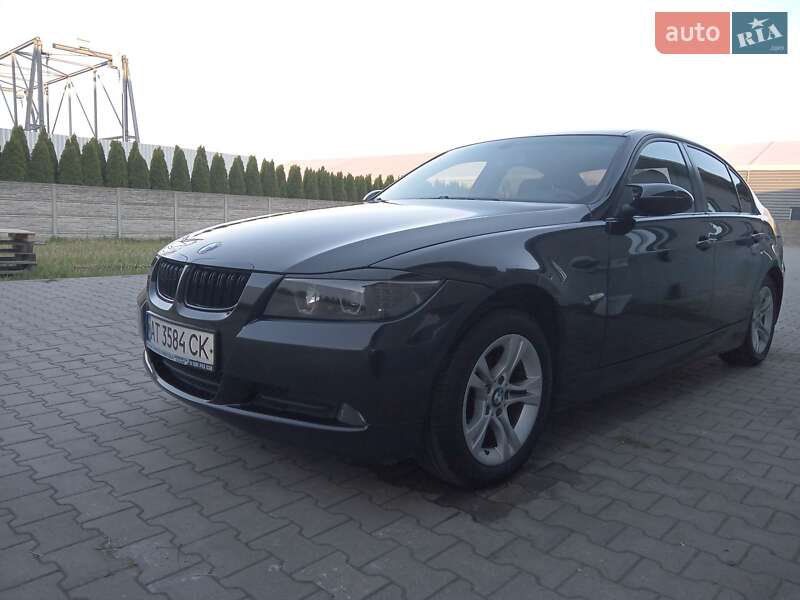 Седан BMW 3 Series 2005 в Івано-Франківську