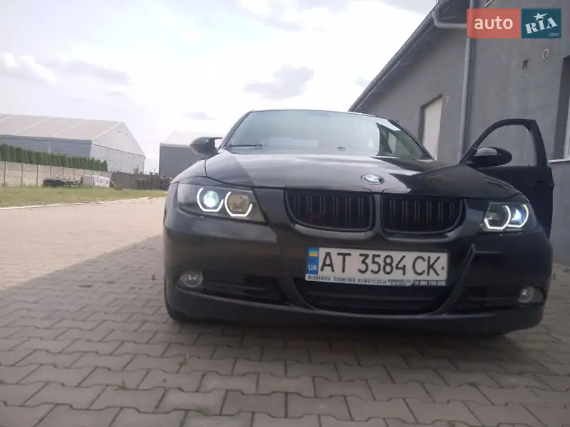 BMW 3 Series 2005 VIN WBAVA71000KR39578 фото оголошення 68 з 151