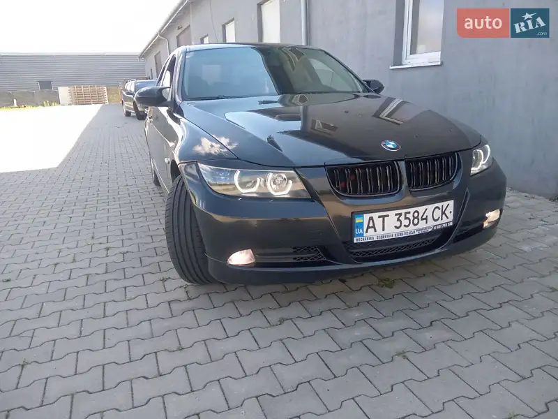 BMW 3 Series 2005 VIN WBAVA71000KR39578 фото оголошення 80 з 151