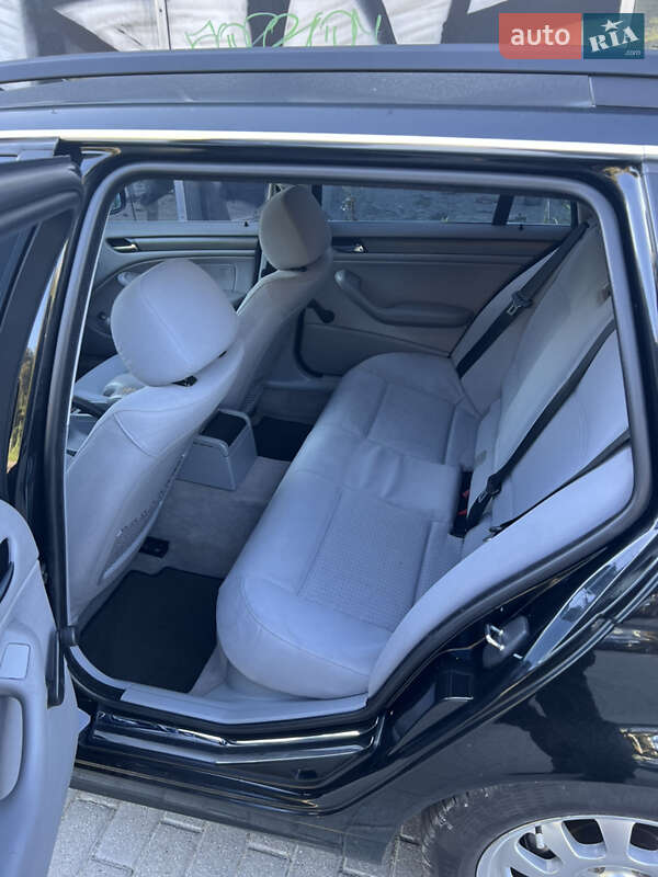 Универсал BMW 3 Series 2004 в Львове