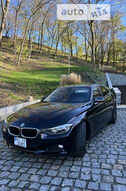 Седан BMW 3 Series 2014 в Киеве