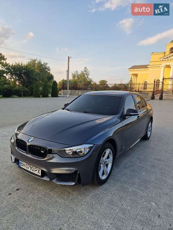 Седан BMW 3 Series 2015 в Болграде