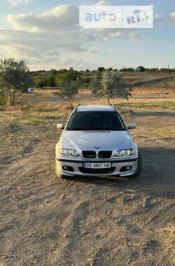 Универсал BMW 3 Series 2002 в Первомайске