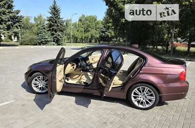 Седан BMW 3 Series 2006 в Краматорську