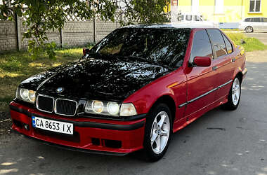 Седан BMW 3 Series 1992 в Золотоноші