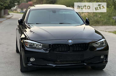 Седан BMW 3 Series 2013 в Львове