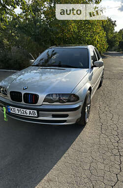 Седан BMW 3 Series 2000 в Терновке