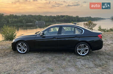 Седан BMW 3 Series 2017 в 