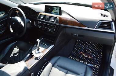 Седан BMW 3 Series 2016 в 